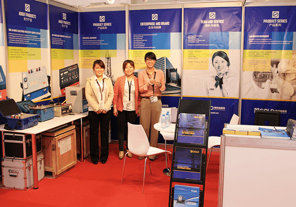 Tham gia Arablab tại UAE vào năm 2013